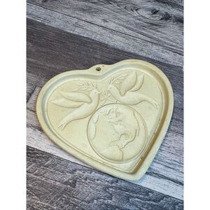 Pampered Chef Patriotic Peace on Earth  Stoneware, 2002